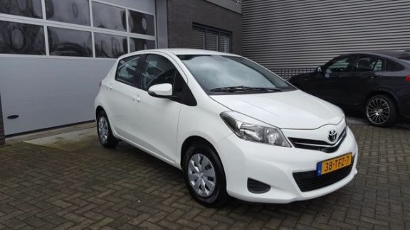 Toyota Yaris - 1.0 VVT-i Aspiration Met Airco, super mooie/nette auto - 1