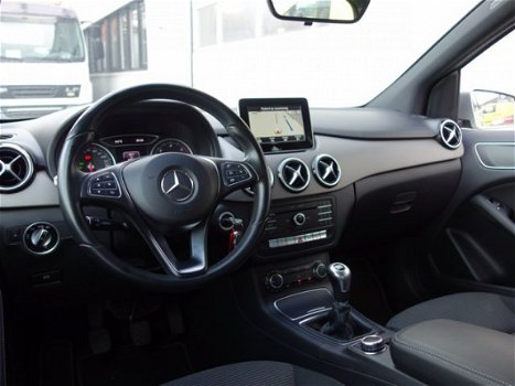 Mercedes-Benz B-klasse - 180 D Navi-Tel Xenon Clima Blue Efficiency Lease Edition - 1