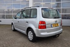 Volkswagen Touran - 1.6 BUSINESS, MPV