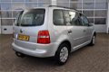 Volkswagen Touran - 1.6 BUSINESS, MPV - 1 - Thumbnail