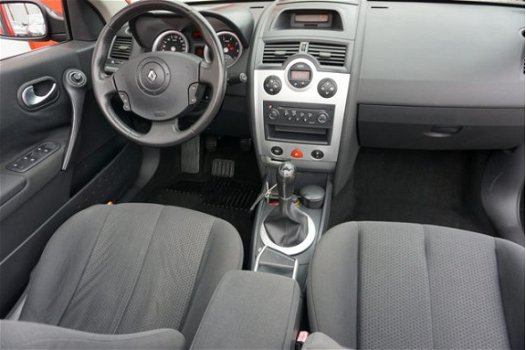 Renault Mégane coupé cabriolet - 1.6-16V Privilège Luxe - 1