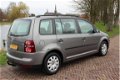 Volkswagen Touran - 1.9 TDI Trendline - 1 - Thumbnail