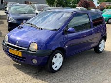 Renault Twingo - 1.2 Privilège Peter Mulder JR Emmer-Compascuum