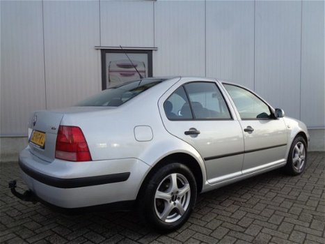 Volkswagen Bora - 2.0 Airco Cruise, Mooie auto - 1