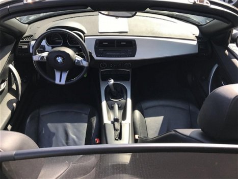 BMW Z4 Roadster - 2.0i Executive 100% Onderhouden * Facelift * Leder * PDC - 1