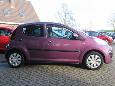 Peugeot 107 - 1.0 ENVY 5-DRS | AIRCO | 1e EIGENAAR | BLUETOOTH | ZUINIG A-LABEL | BOVAG GARANTIE - 1