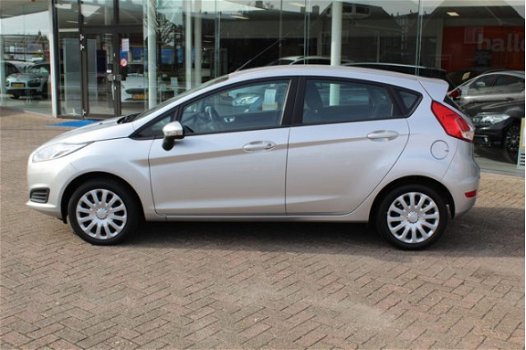 Ford Fiesta - 1.0 Style Airco , Navigatie , Bluetooth - 1