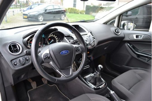 Ford Fiesta - | 100pk ipv 65 | Climate | Cruise | Carkit - 1