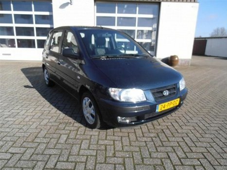 Hyundai Matrix - 1.6i GL Young - 1