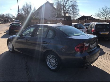 BMW 3-serie - 320i Executive Sedan - 1