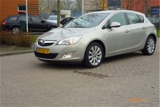 Opel Astra - 1.6 Cosmo AUTOMAAT