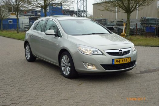 Opel Astra - 1.6 Cosmo AUTOMAAT - 1