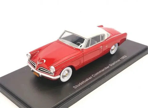 1:43 BoS-Models 43350 Studebaker Commander Starliner 1953 rood met wit dak - 1