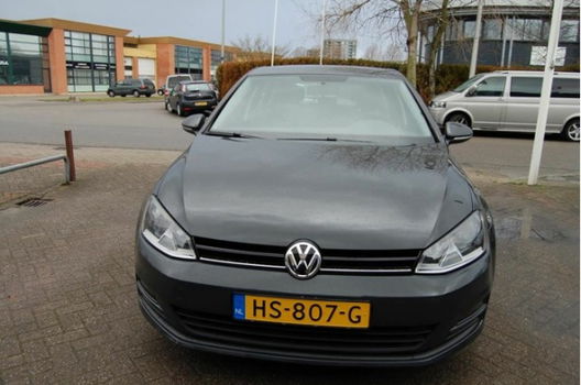 Volkswagen Golf - 1.2 TSI Trendline 63KW 5Drs. BLUEMOTION - 1