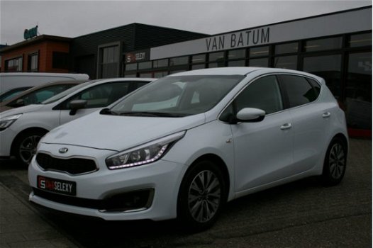 Kia Cee'd - 1.4 GDi Navigator Navigatie, 2016 Vanaf €259, - pm - 1