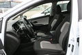 Kia Cee'd - 1.4 GDi Navigator Navigatie, 2016 Vanaf €259, - pm - 1 - Thumbnail