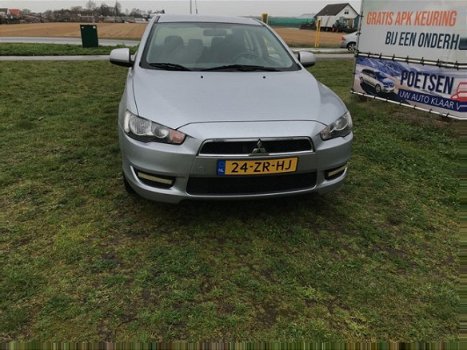 Mitsubishi Lancer Sports Sedan - 1.5 Invite - 1