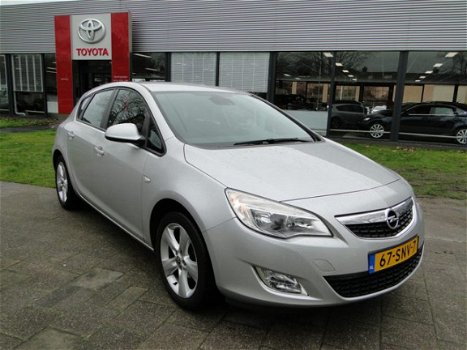 Opel Astra - 1.4 Turbo Edition - 1