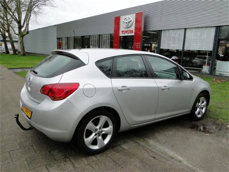 Opel Astra - 1.4 Turbo Edition - 1