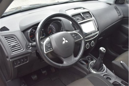 Mitsubishi ASX - 1.6i panoramadak/navigatie/parkeersensoren - 1