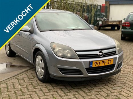 Opel Astra - 1.7 CDTi Enjoy/Airco/CruiseC/Nieuwe APK - 1