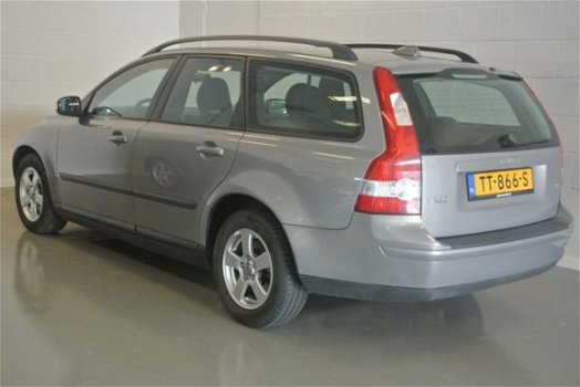 Volvo V50 - 1.8 ECC /Cruise/Dakrails/ LM/ Stoelverw./ bj. 2007 - 1