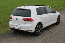 Volkswagen Golf - 1.4 TSI / PARELMOER / PANO / NAVI / XENON