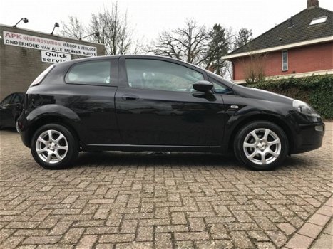 Fiat Punto Evo - 1.4 Dynamic * ELEK. PAKKET / AIRCO / STUURBEKR. / LMV - 1