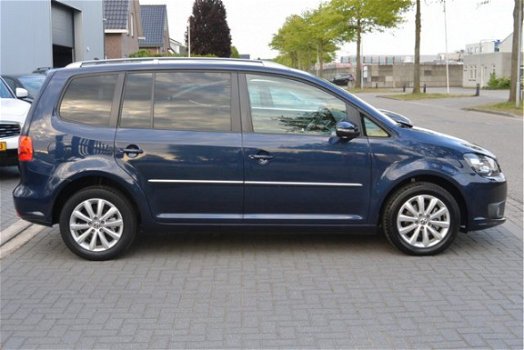 Volkswagen Touran - 1.2 TSI Highline BLM 7-PERS ORN NL NW Model Navi, LED, Xenon, Clima, Cruise, Cam - 1