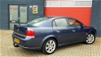 Opel Vectra - 1.8-16V Executive - 1 - Thumbnail