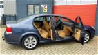 Opel Vectra - 1.8-16V Executive - 1 - Thumbnail