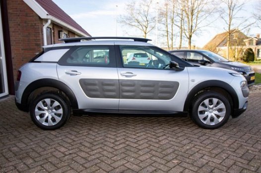 Citroën C4 Cactus - PURETECH FEEL Slechts 46.978 km - 1