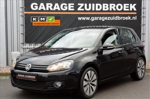 Volkswagen Golf - 1.6 TDI Sport NAVI RNS 510 AIRCO PDC ZUINIG 4-DEURS - 1