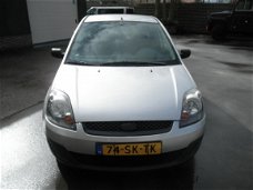 Ford Fiesta - 1.3-8V Style Airco, Stuurbekrachtiging, 5 deurs,