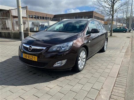 Opel Astra Sports Tourer - 1.7 CDTi S/S Cosmo - 1