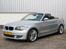 BMW 1-serie Cabrio - 125I HIGH EXECUTIVE 6 cil. 218 PK Nu van € 15500, 00 voor € 14000, 00 meeneempr