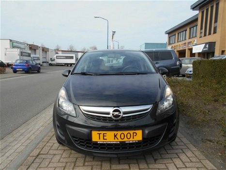 Opel Corsa - 1.4-16V Edition 1.4 AUTOMAAT, 5-D AIRCO/STOELVERW./STUURVERWARMING - 1