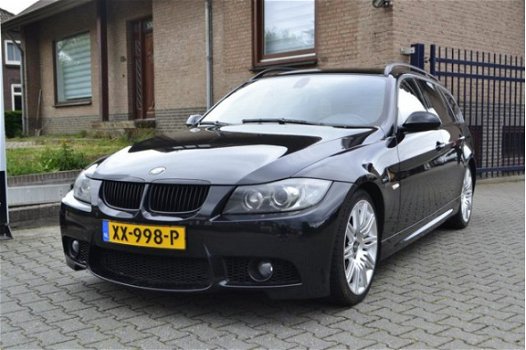 BMW 3-serie Touring - 320d M Sport Executive Navi, Stoelvw, PDC, Xenon - 1