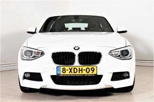 BMW 1-serie - 116i EXECUTIVE AUTOMAAT M-PAKKET NAVI SPORTSTOELEN PDC CRUISE XENON LMV18 1e EIGENAAR - 1