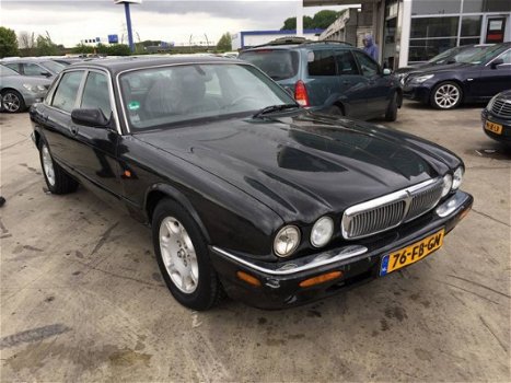 Jaguar Sovereign - 4.0 V8 Aut - 1