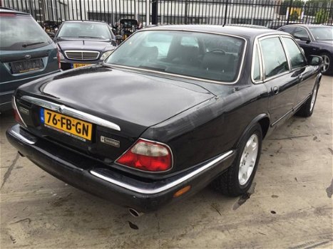 Jaguar Sovereign - 4.0 V8 Aut - 1