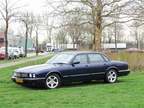 Jaguar XJ - 3.2 V8 Executive ( INRUIL MOGELIJK ) - 1