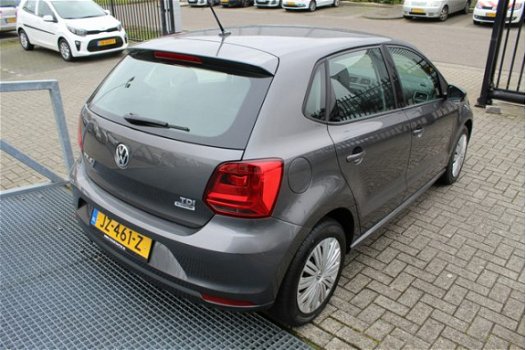 Volkswagen Polo - 1.4 TDI COMFORTLINE Airco/Cruise control/5-Drs - 1