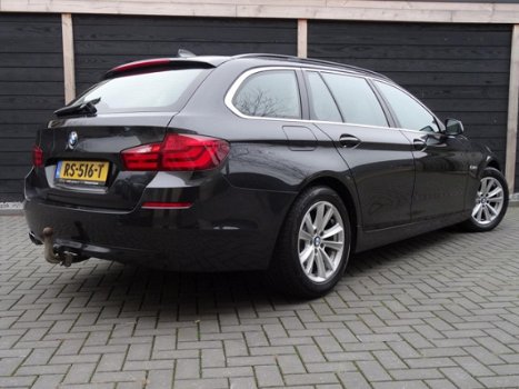 BMW 5-serie Touring - 520d Executive HANDELS / EXPORT PRIJS Leder/trekhaak elec./ 17