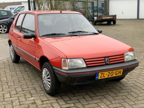 Peugeot 205 - 1.1 Accent/Uniek/NAP/Goed onderhouden - 1