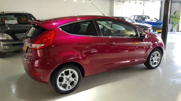 Ford Fiesta - 1.25 Titanium APK 01-2020 KEYLESS PDC CLIMATE 6 MN D GARANTIE NAP NL AUTO - 1