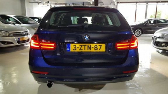 BMW 3-serie Touring - 316d Aut High Executive NL AUTO LEDER/NAVI/BI-XEN ON 6 MND GARANTIE - 1