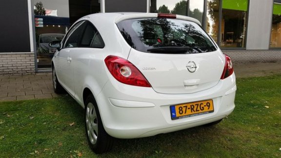Opel Corsa - Edition 2 JAAR APK 6 MND GARANTIE NL AUTO NAP NAV I CRUISE BLUETOOTH TOUCHSCREEN USB - 1