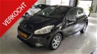 Peugeot 208 - 1.2 VTi Active VA €196, -P/M CRUISE PDC STOELVER WA RMING WINTERVELGEN 6 MND GARANTIE - 1 - Thumbnail