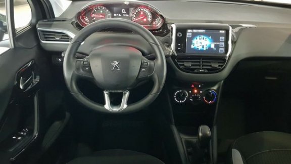 Peugeot 208 - 1.2 VTi Active VA €196, -P/M CRUISE PDC STOELVER WA RMING WINTERVELGEN 6 MND GARANTIE - 1